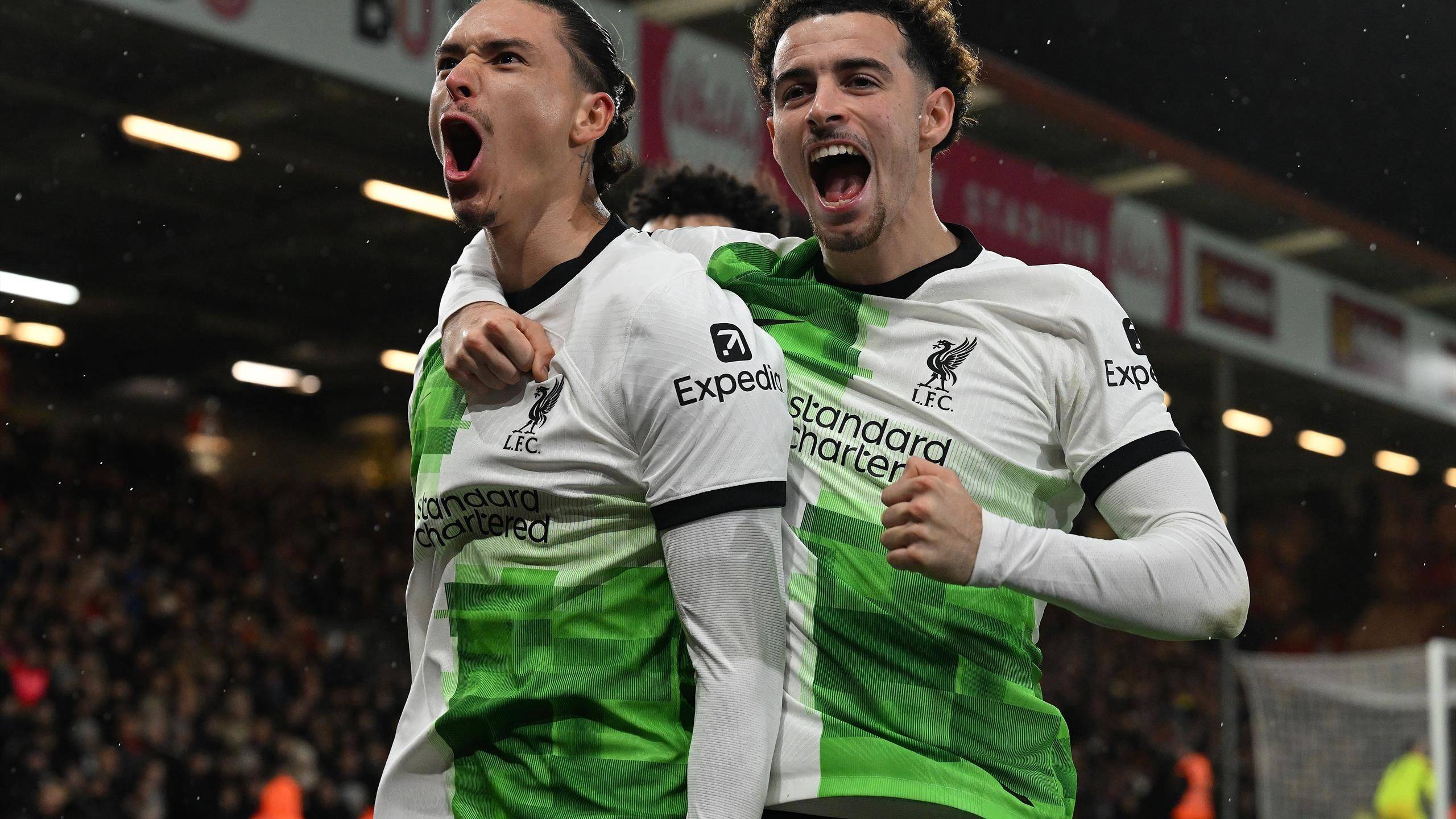 包含皇家社会客场全取3分，继续追赶第四，努涅斯卡提及球员付出的词条