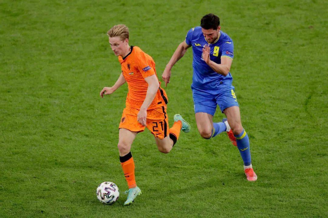 关于英格兰羽毛球队险胜日本羽毛球队，安赛龙完成帽子戏法的信息