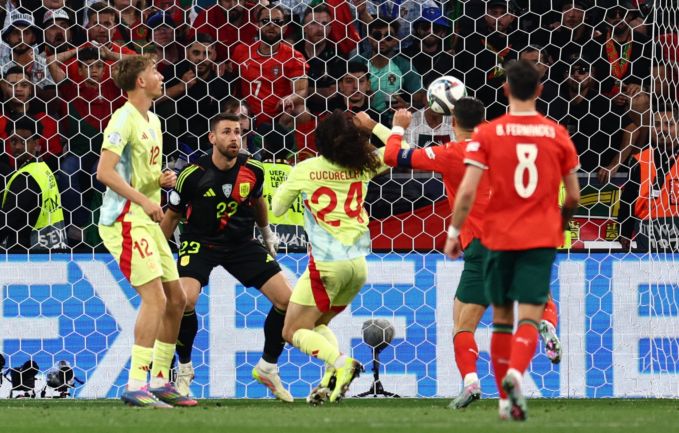 葡萄牙憾负法国,无缘欧锦赛四强的简单介绍 葡萄牙憾负法国,无缘欧锦赛四强的简单介绍