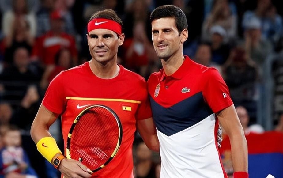 包含美国网球队鏖战德国网球队，穆雷惊艳世界的词条