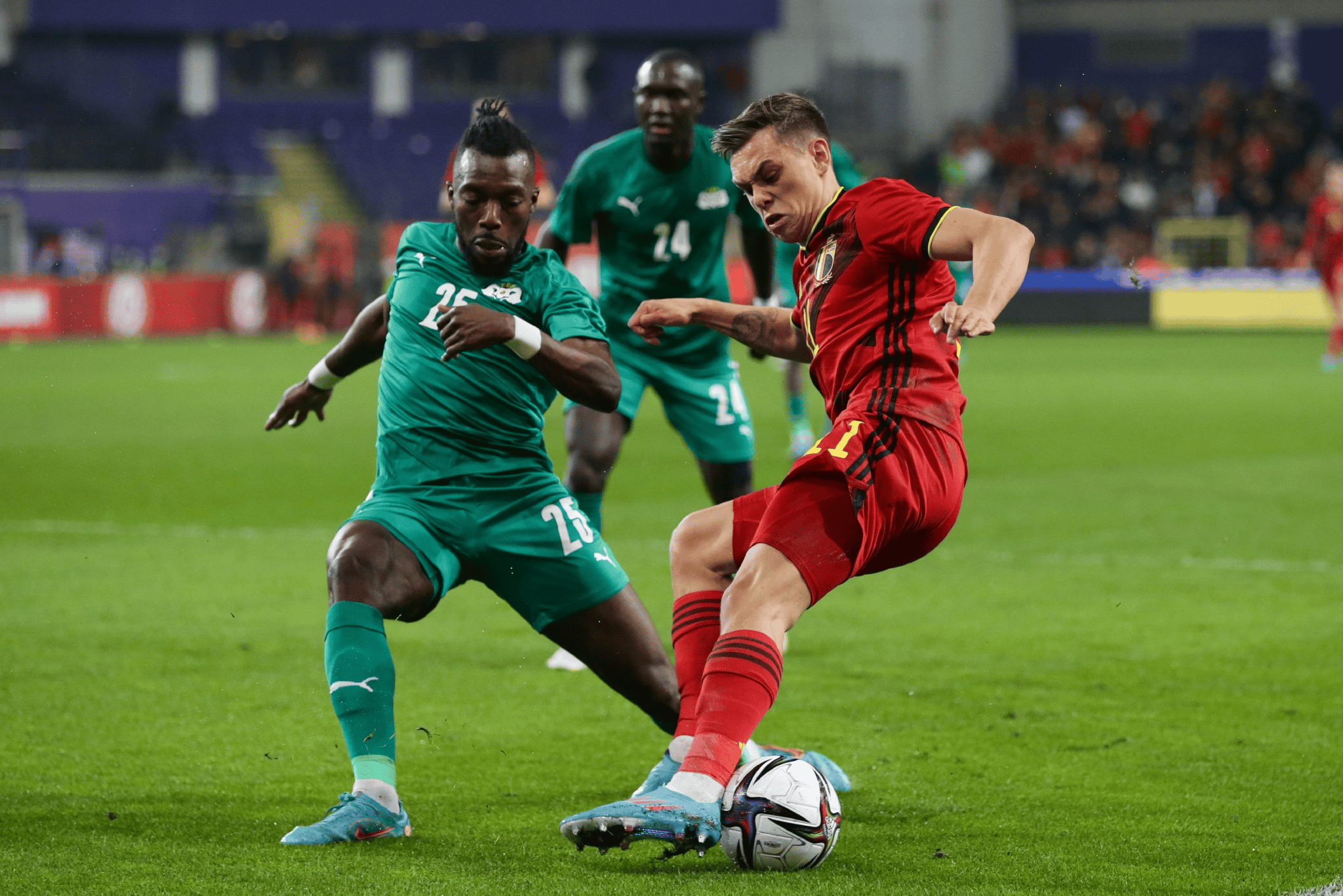 比利时在客场对阵俄罗斯取得胜利