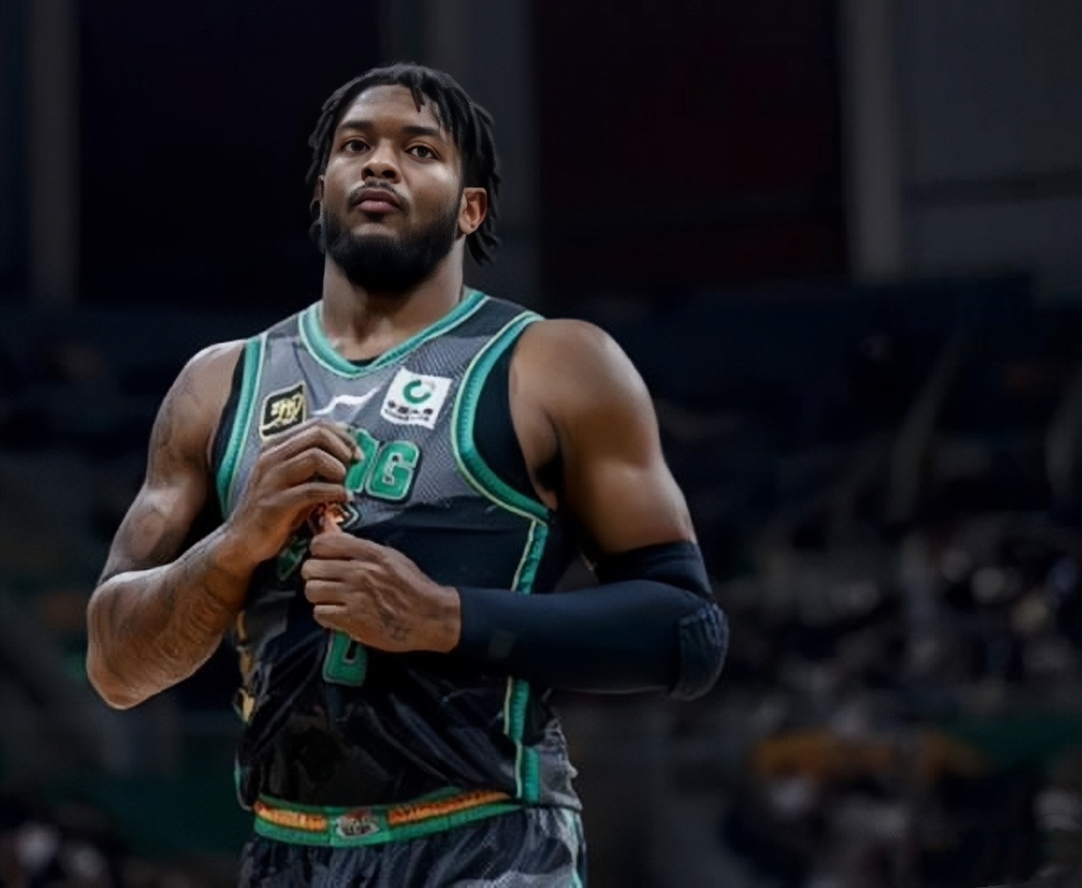 包含职业球队正式签下外援,实力暴涨的词条 包含职业球队正式签下外援,实力暴涨的词条