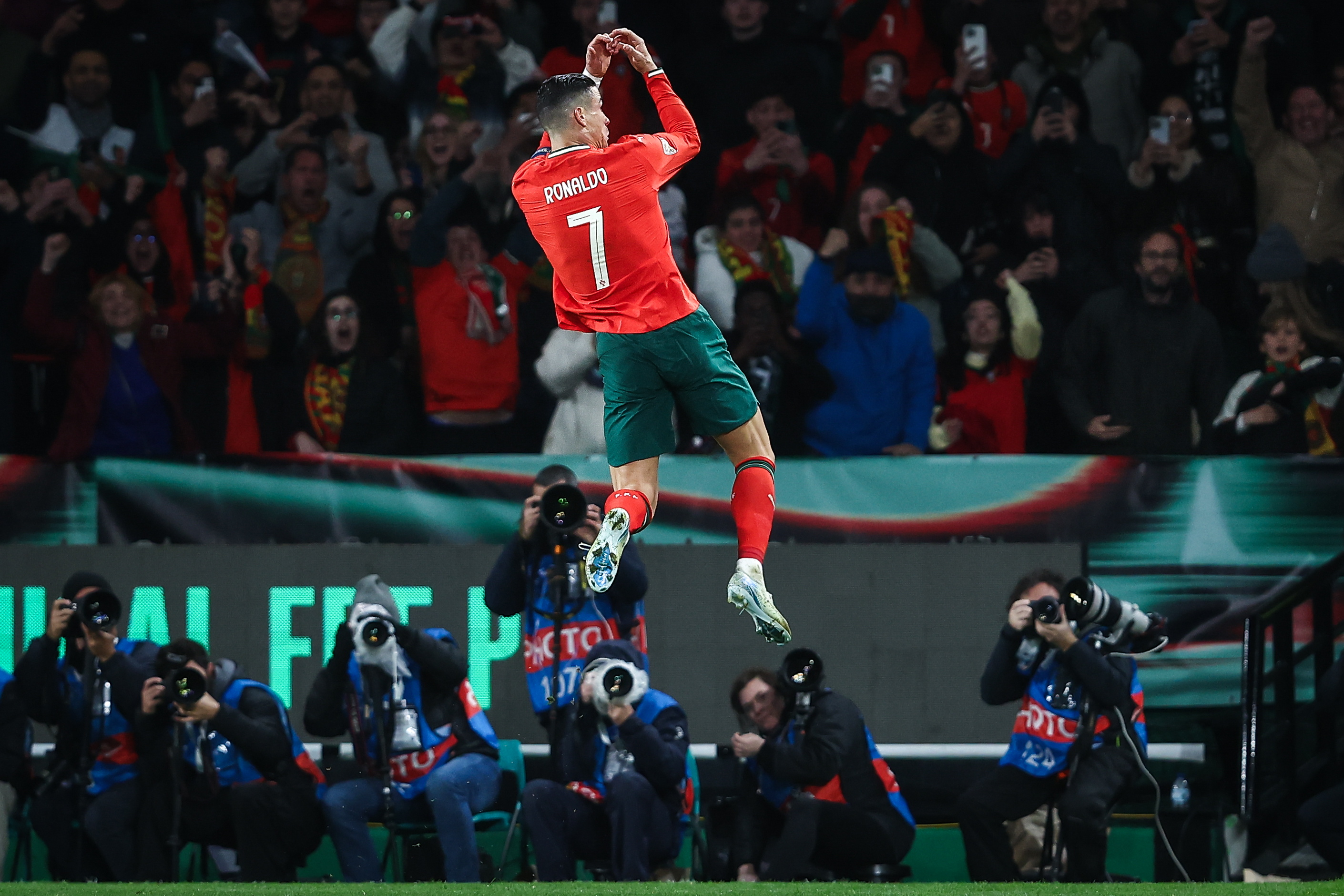 欧国联赛前景看好，球迷翘首以待