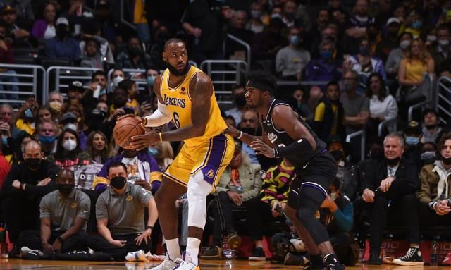 俄罗斯队在与荷兰队的比赛中遗憾落败