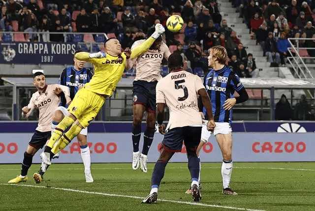 包含阿斯顿维拉主场惨遭辛基联逆转,近四场不胜的词条 包含阿斯顿维拉主场惨遭辛基联逆转,近四场不胜的词条