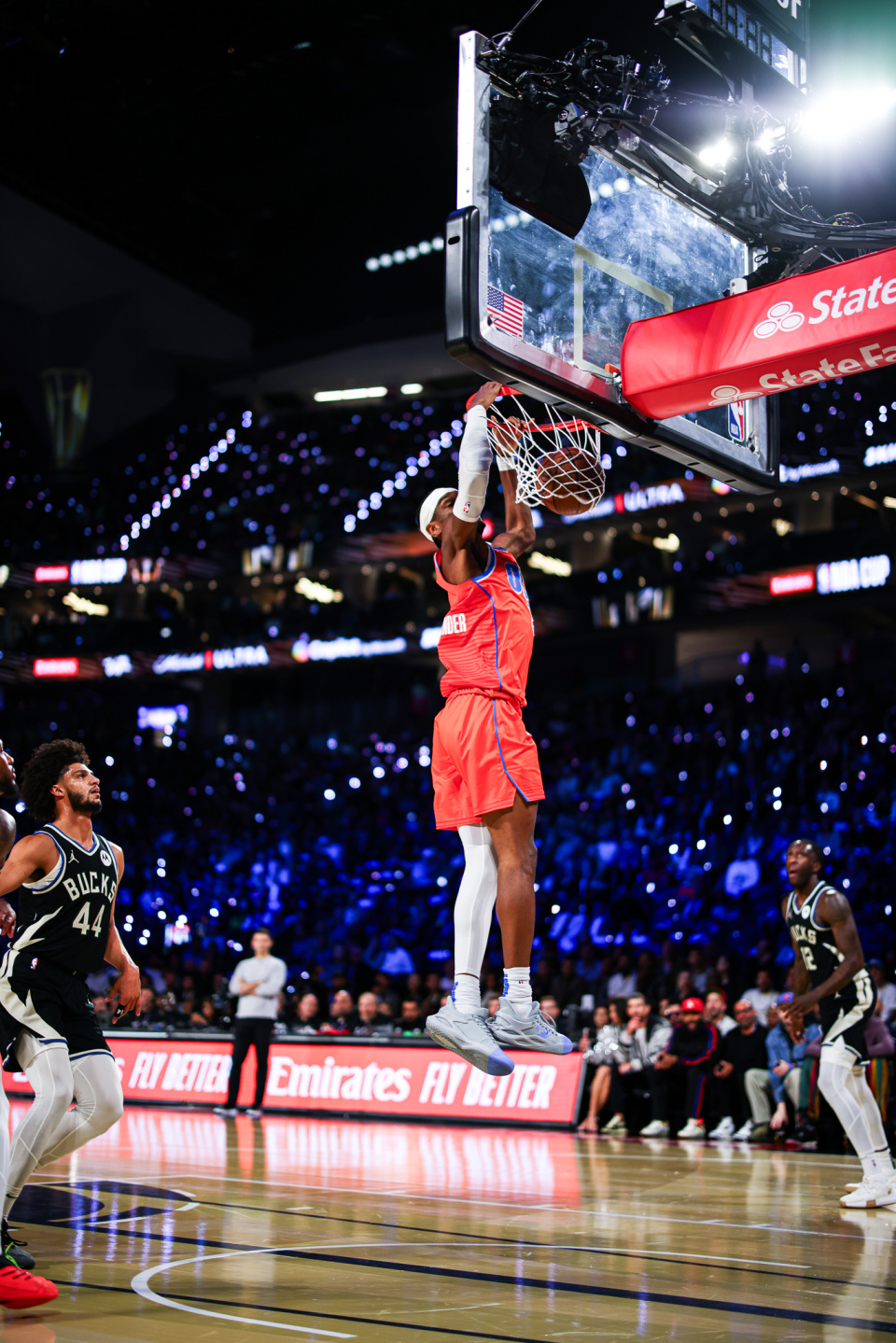 关于公牛胜雷霆加分，拉文稍具卓着分篮板助攻的信息