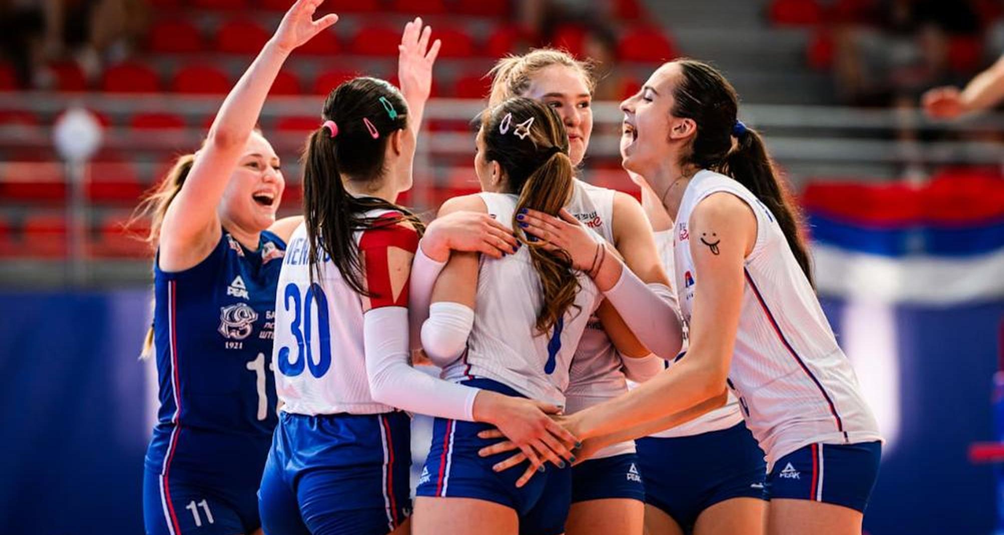 塞尔维亚队逆转取胜，重现晋级希望