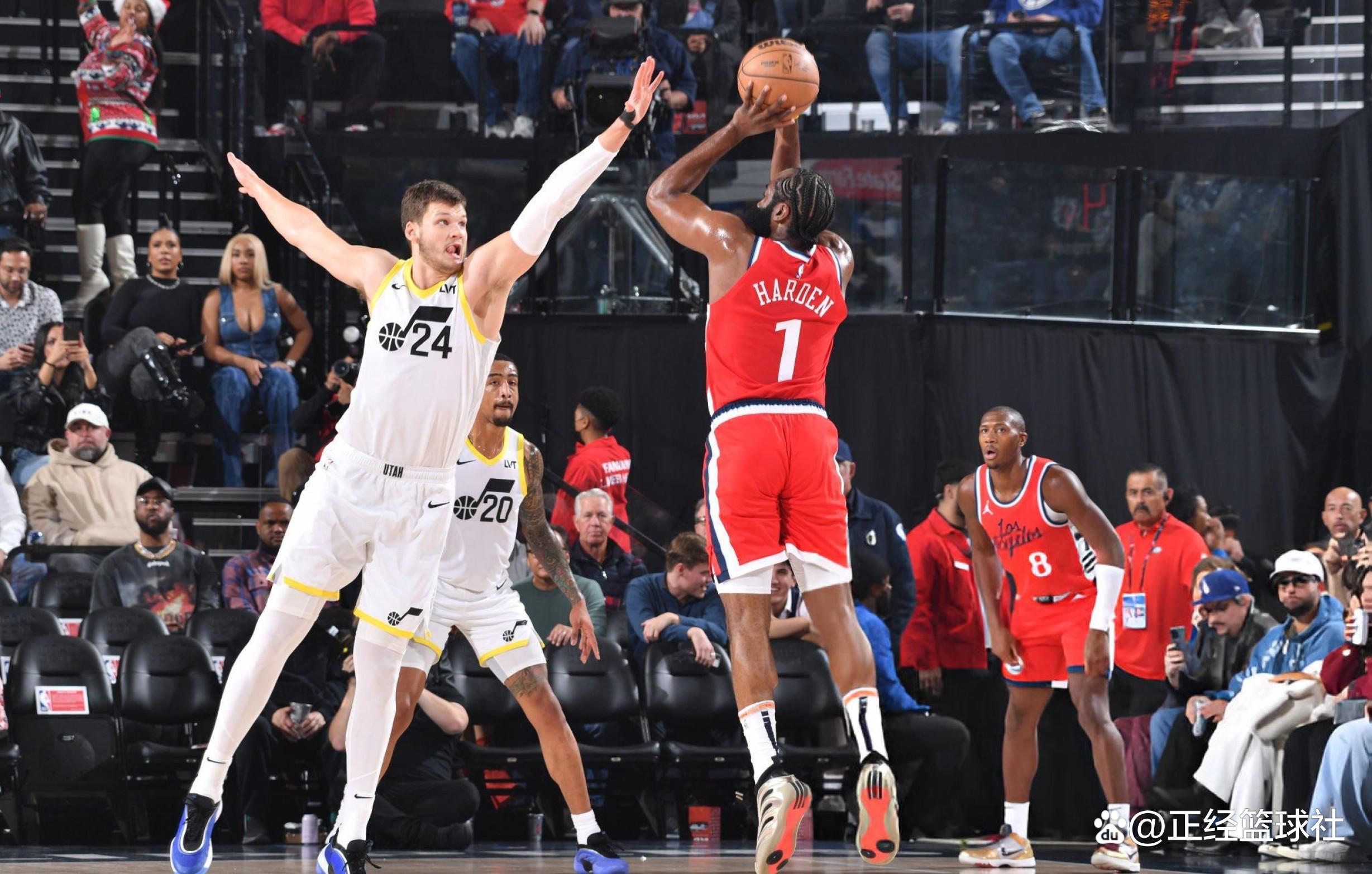 深圳队鏖战广州队,哈登带队取胜 深圳队鏖战广州队,哈登带队取胜