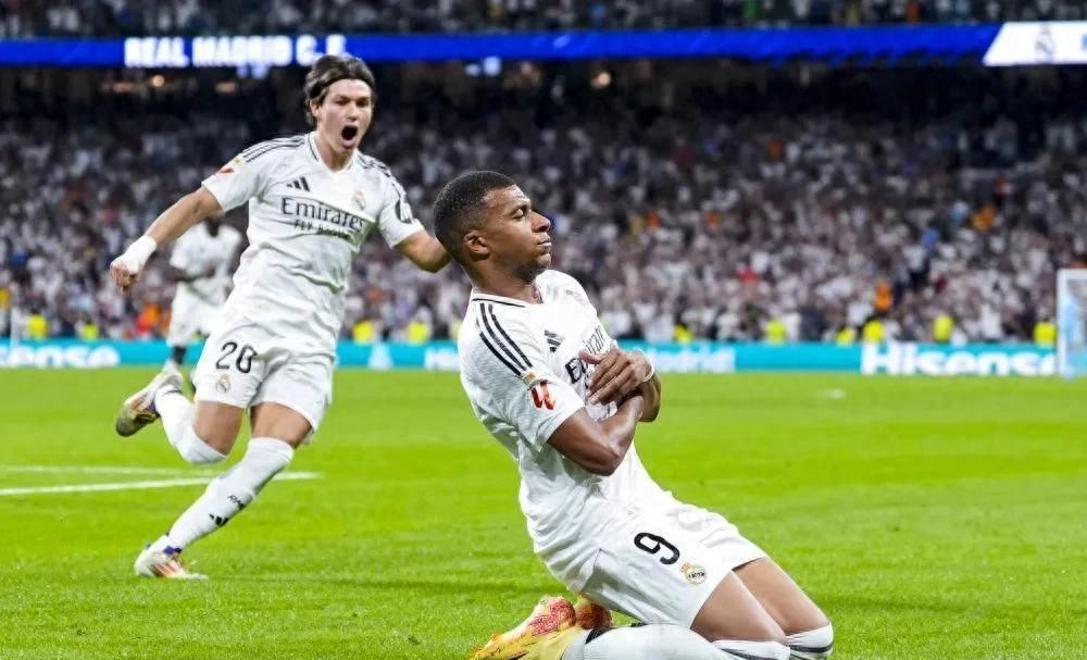 包含西班牙碾压阿根廷，姆巴佩状态火热的词条