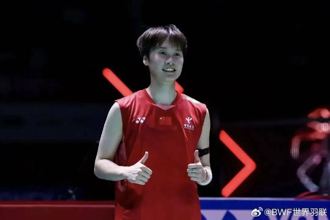 韩国队轻取日本队，陈雨菲点燃赛场