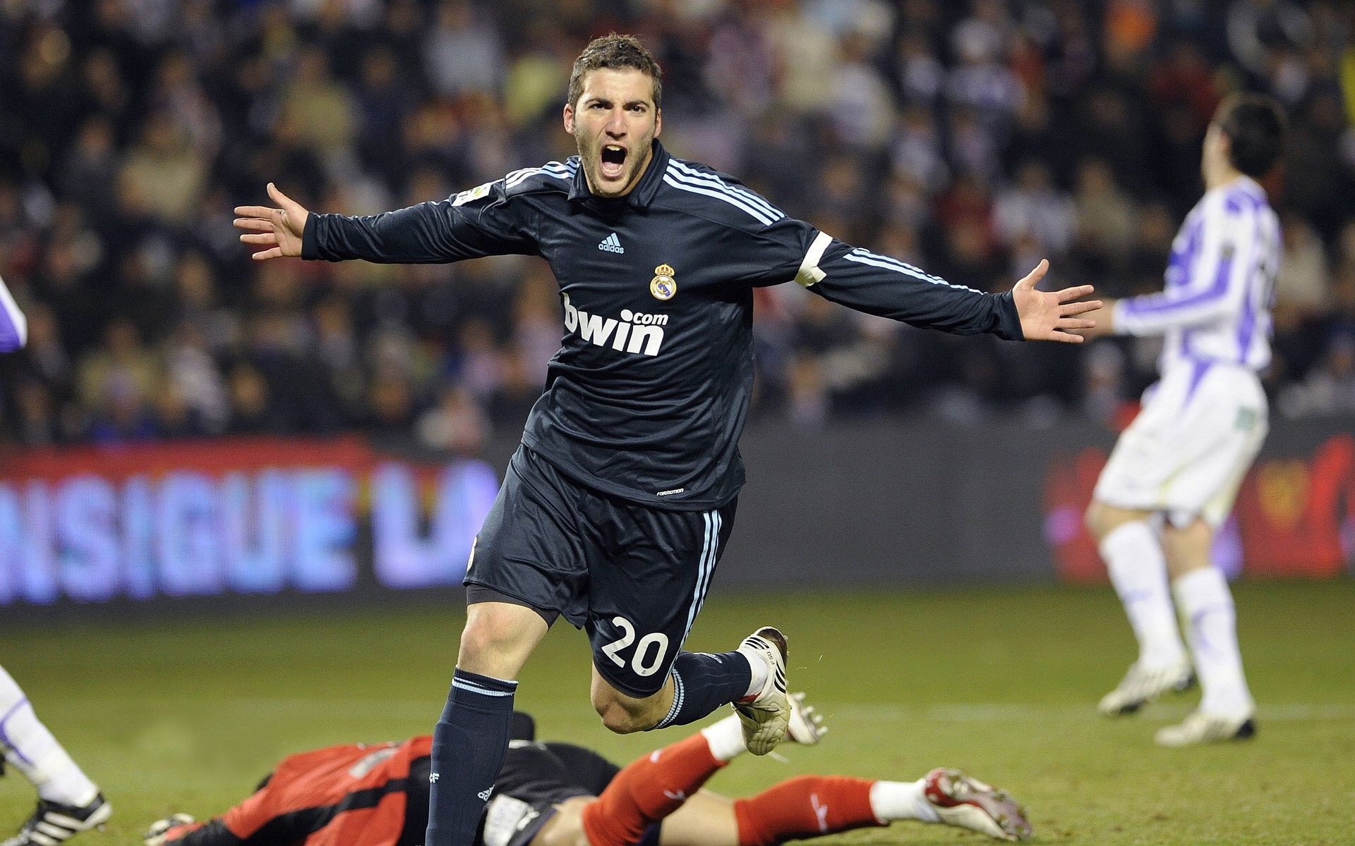 猛龙翻盘步行者，保罗如何成为关键先生改写比赛剧本