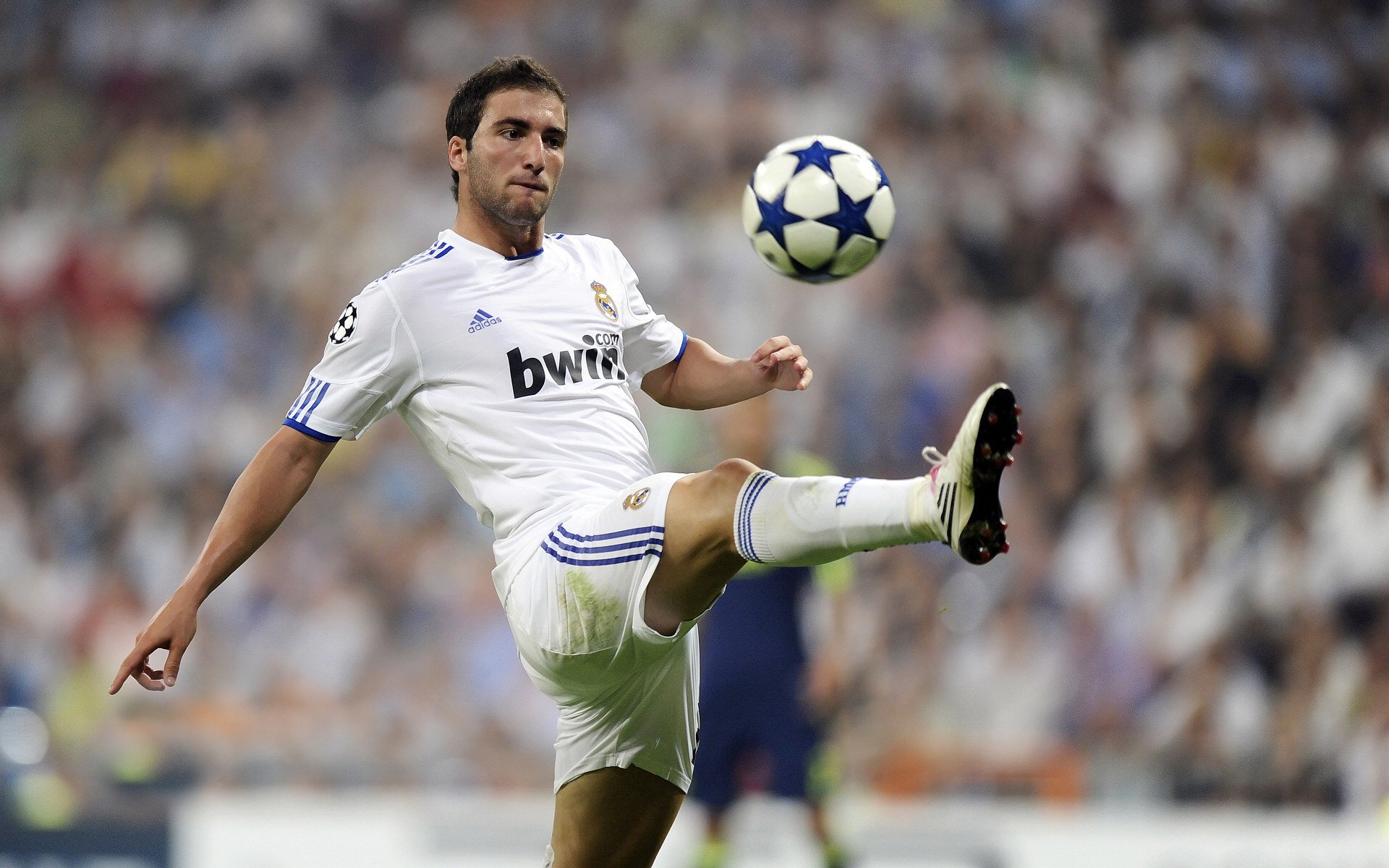 波尔点燃赛场，韩国队险胜法国队，一场改写历史的唯一之战