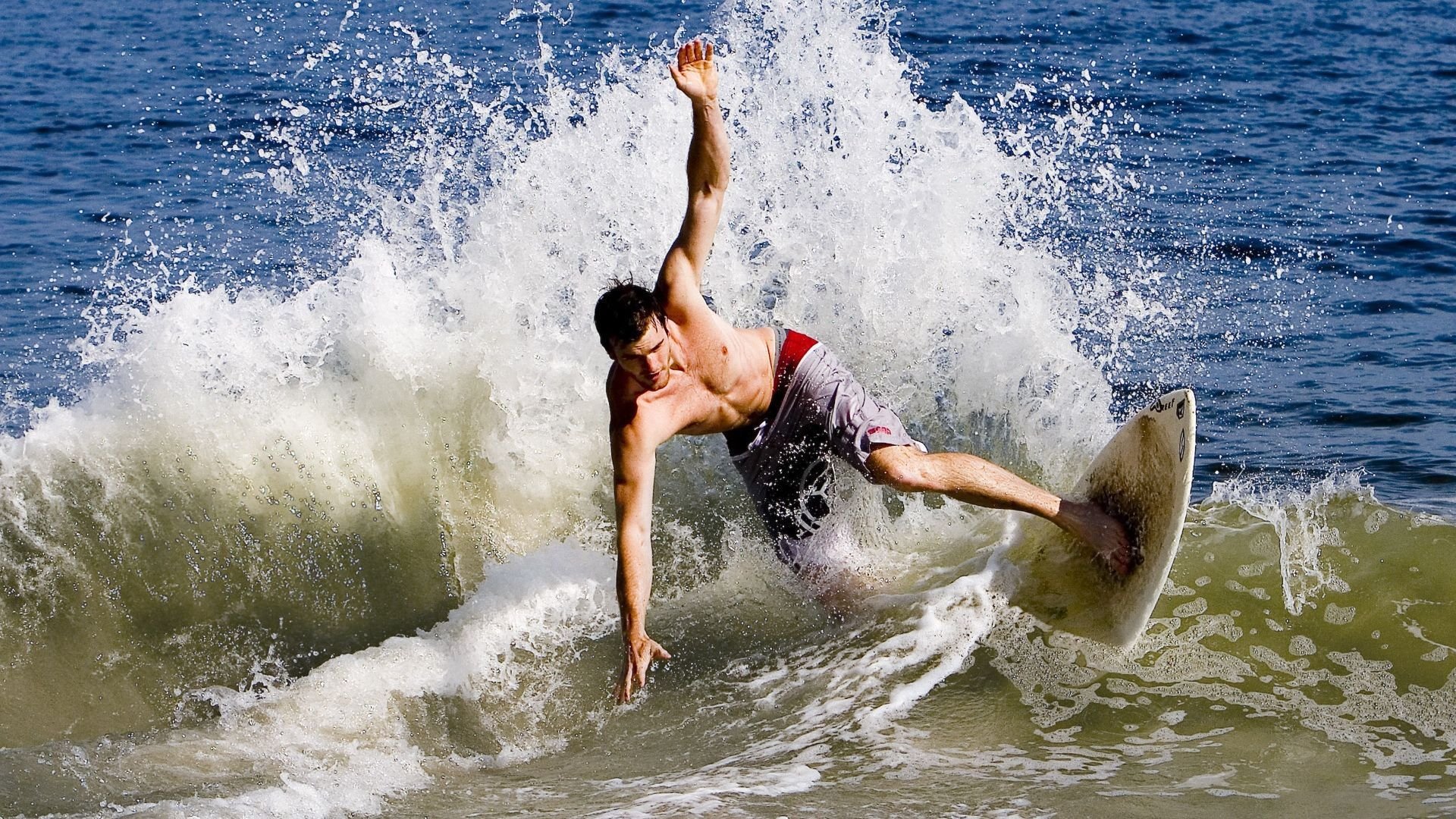 从墨尔本到都灵，阿尔卡拉斯扛起全队的翻盘基因